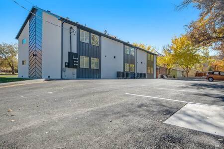 Near Downtown Stylish 2Br With Amazing Patio - 6 Villa Moab Exterior photo